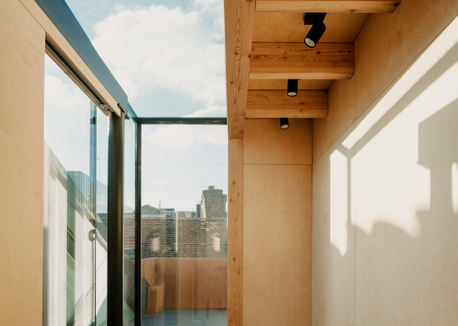 3-4 Faulkner's Alley